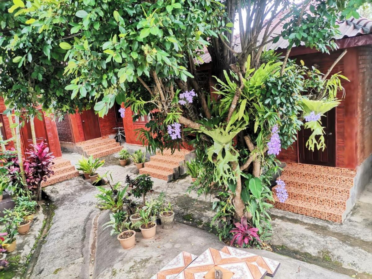 Kongkeo Guesthouse Muang Phônsavan Extérieur photo