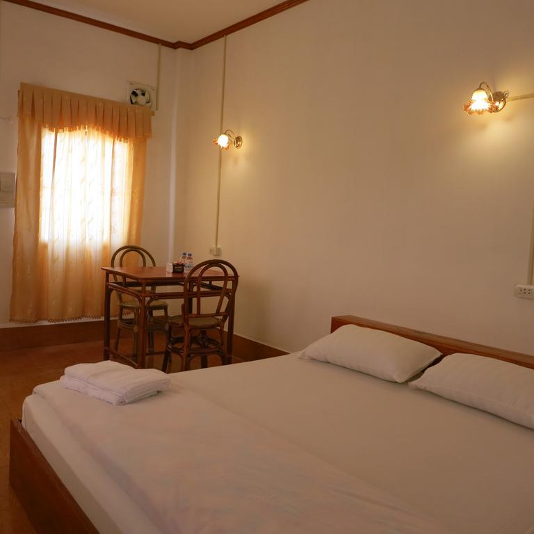 Kongkeo Guesthouse Muang Phônsavan Extérieur photo