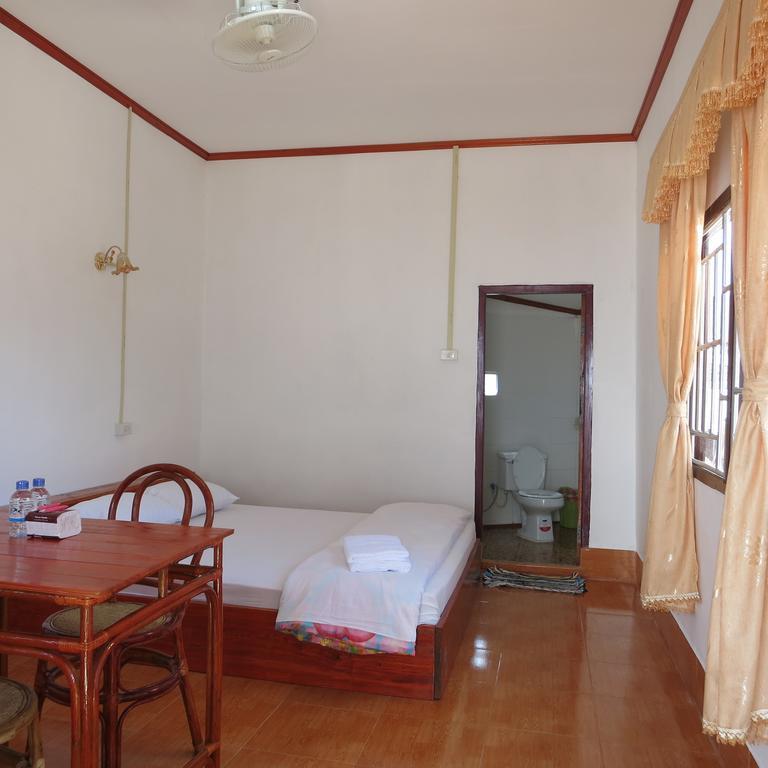 Kongkeo Guesthouse Muang Phônsavan Extérieur photo